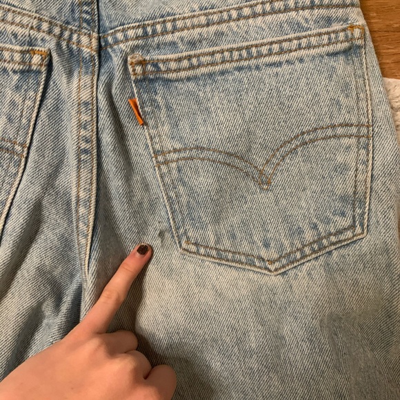 SOLD DEPOP Vintage 550 Levi’s Jeans - Picture 8 of 8